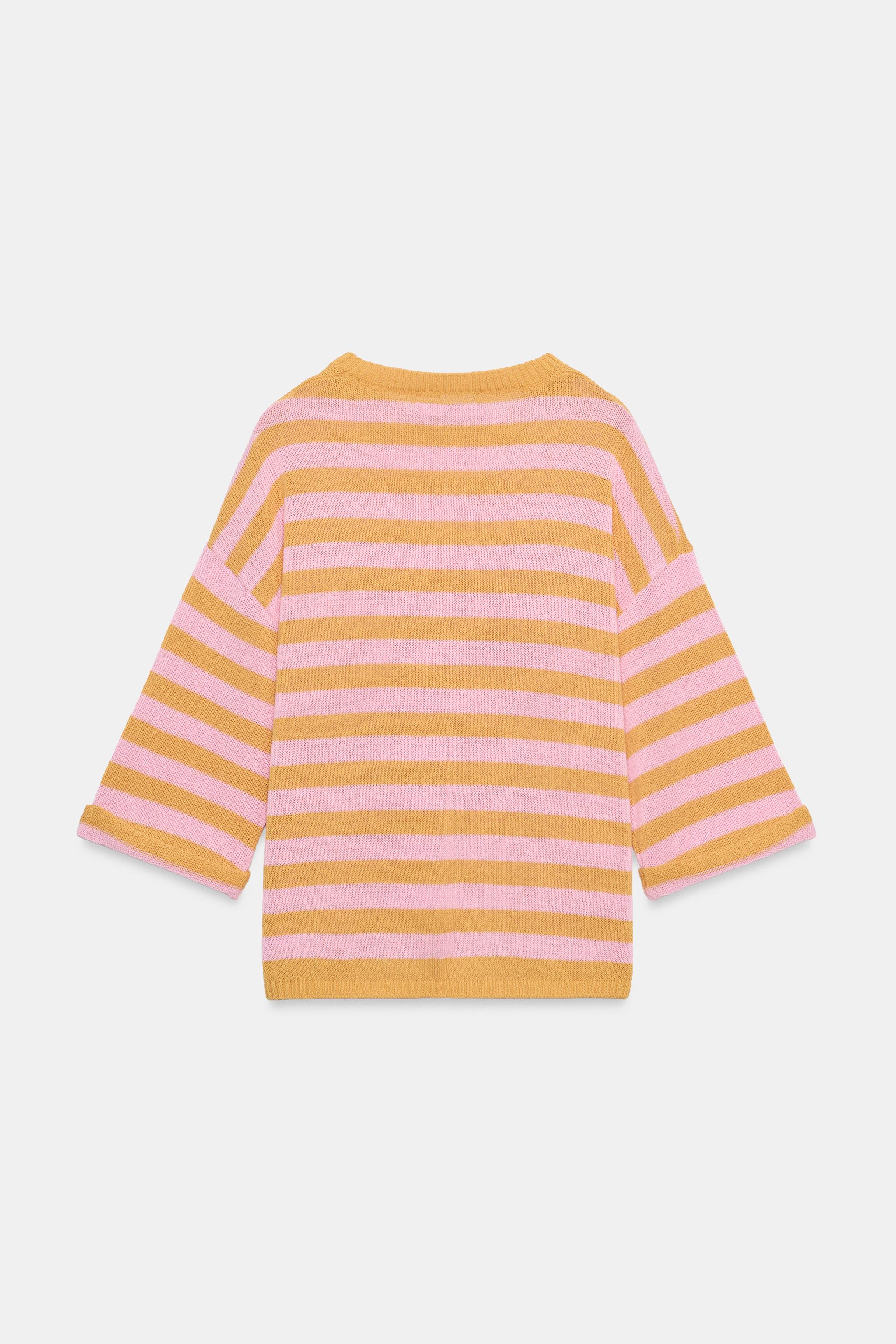 TOP EN MAILLE À RAYURES